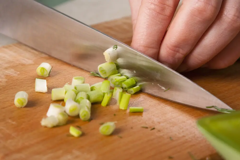 How to Cut Green Onion